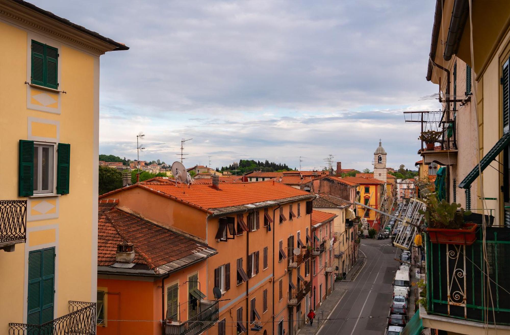 Luminoso Appartamento Vicino Alle Cinque Terre La Spezia Exterior foto