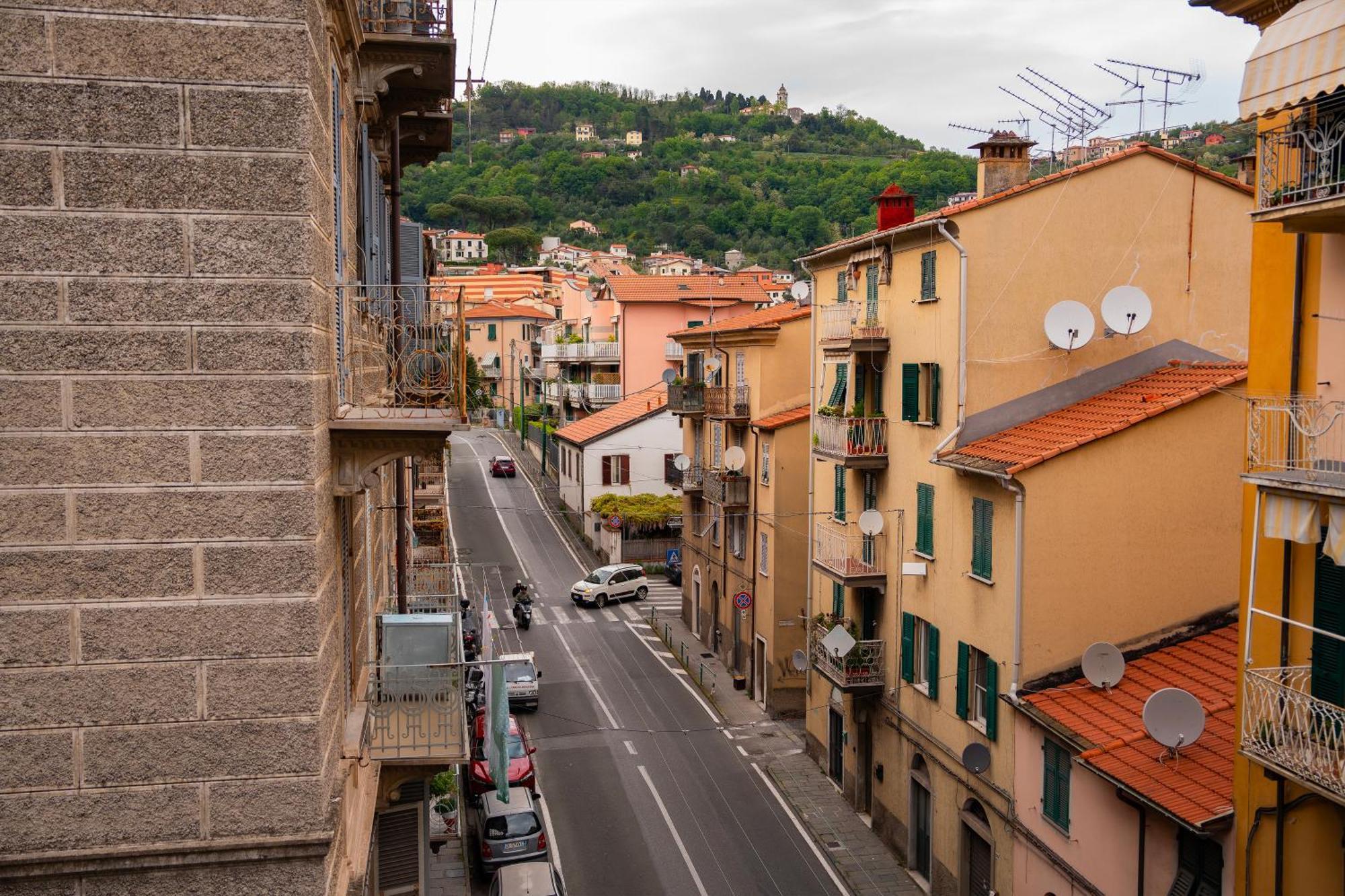 Luminoso Appartamento Vicino Alle Cinque Terre La Spezia Exterior foto